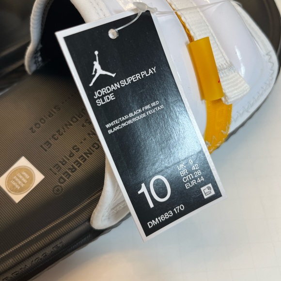 Nike Jordan Super Play Men’s Slides Size 10 White/Black/Fire Red/Taxi - Picture 8 of 11